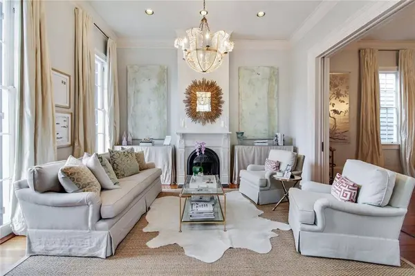 1020 ALINE ST, New Orleans, LA 70115