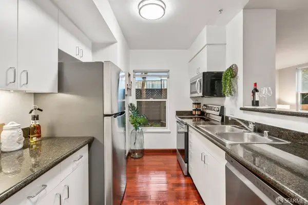 8100 Oceanview TER, San Francisco, CA 94132