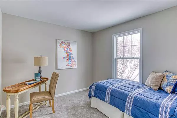 1168 SNEAD Drive, Troy, MI 48085