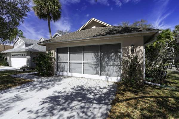 482 10th PL, Vero Beach, FL 32960