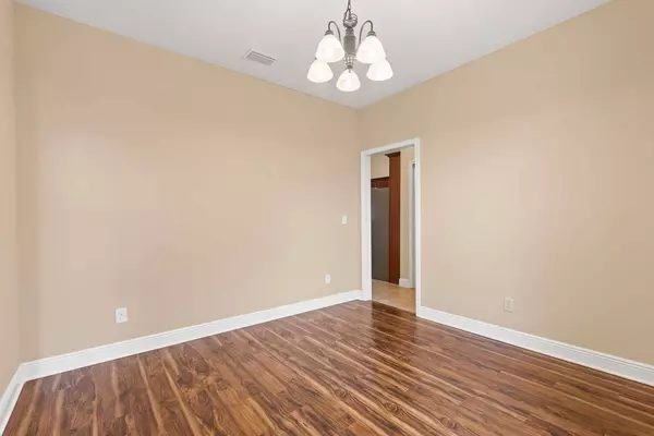 6789 Water Street, Navarre, FL 32566