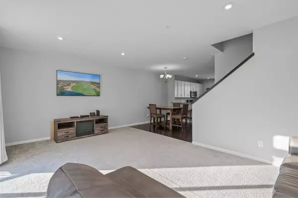 5013 93rd LN N, Brooklyn Park, MN 55443