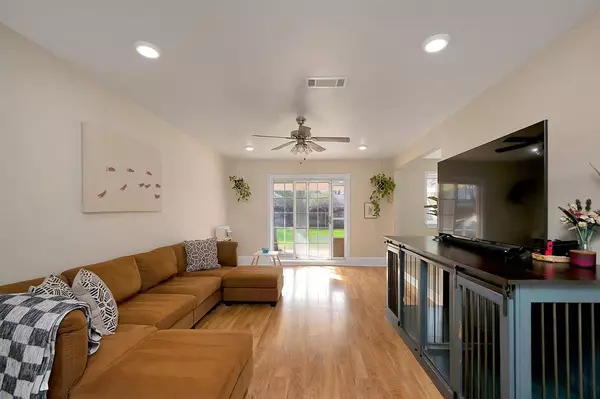 2306 Yale Drive, Arlington, TX 76015