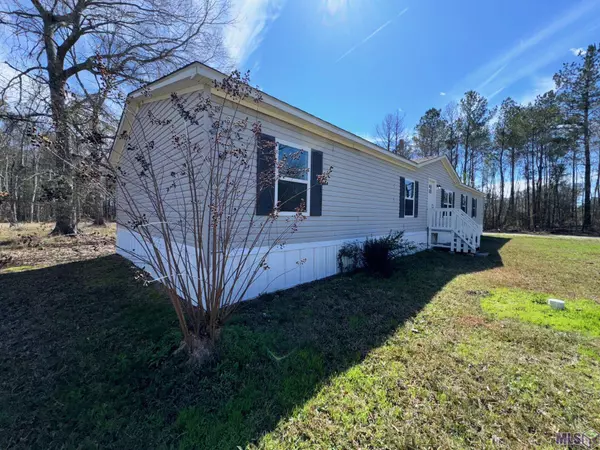 36570 N WALKER RD, Walker, LA 70785