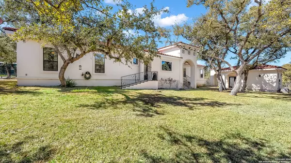 1238 LANGDON DR, San Antonio, TX 78260-5115