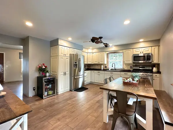 109 WOODLAND CT, Kaukauna, WI 54130