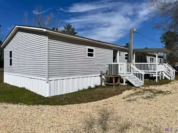 36570 N WALKER RD, Walker, LA 70785