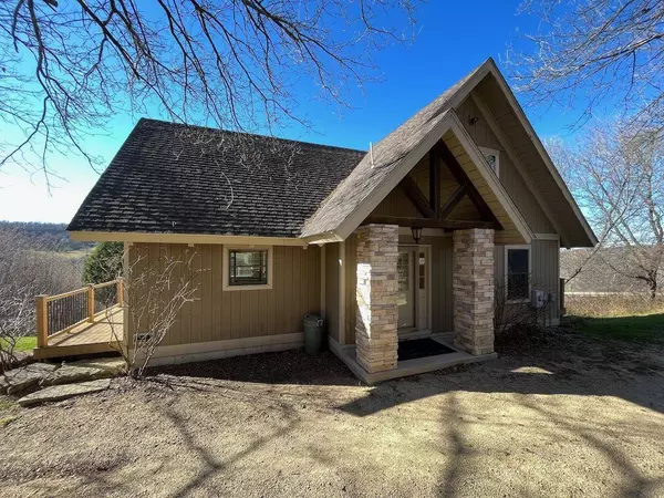 210 Cogan Drive, Galena, IL 61036