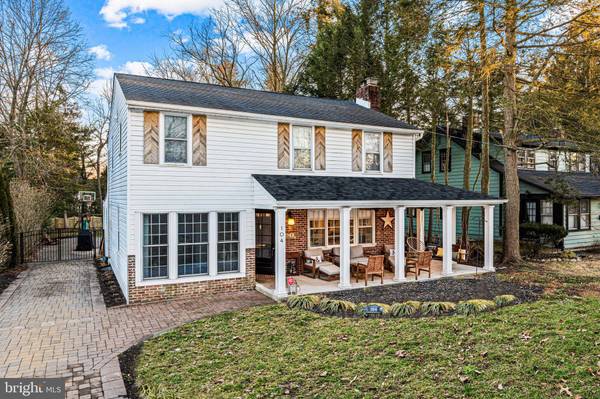 104 W MAPLE AVE, Moorestown, NJ 08057