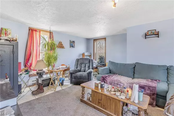 8947 Warren Meadville, Kinsman, OH 44428