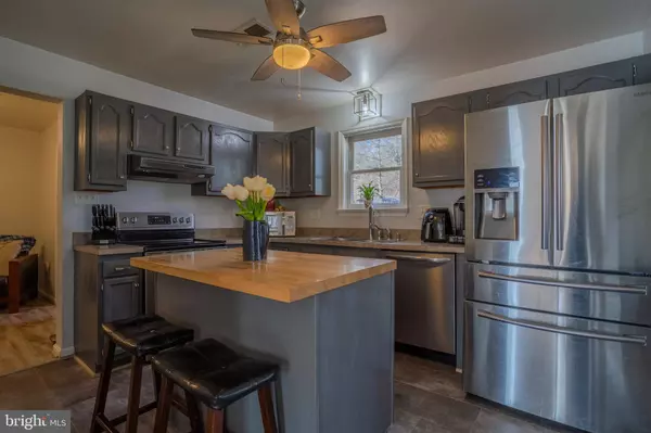 73 STOCKADE CT, Hedgesville, WV 25427