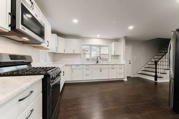 4841 W 119th ST, Alsip, IL 60803