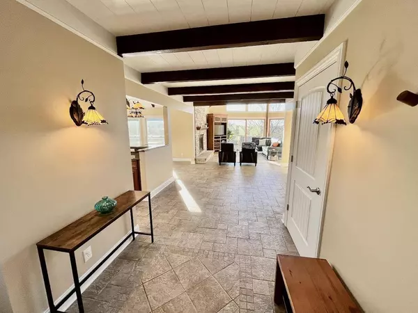 210 Cogan Drive, Galena, IL 61036