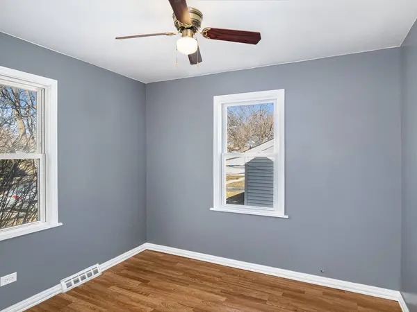 14547 Sawyer Avenue, Midlothian, IL 60445