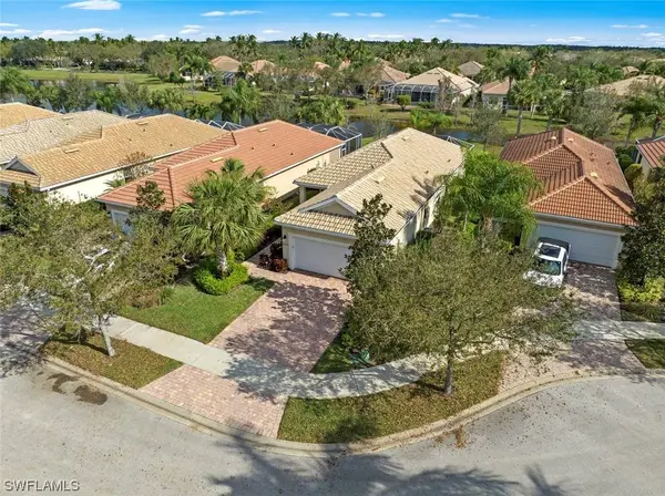 15059 Reef LN, Bonita Springs, FL 34135