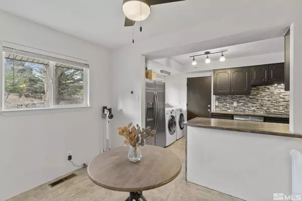 2455 W Moana Lane, Reno, NV 89509