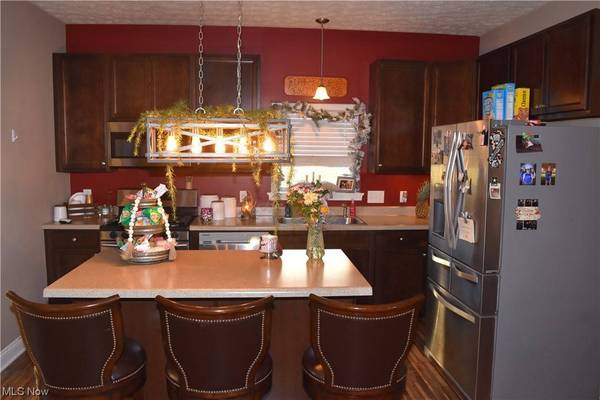 46011 Country Lake DR, St. Clairsville, OH 43950