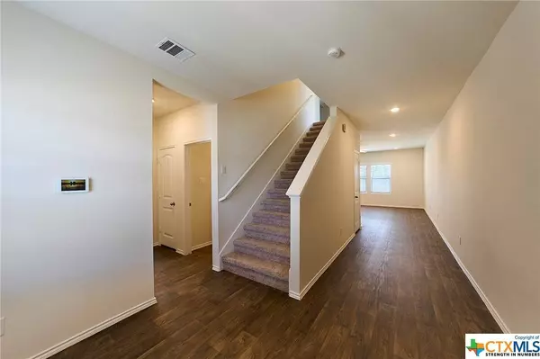 484 Euclid LN, Kyle, TX 78640