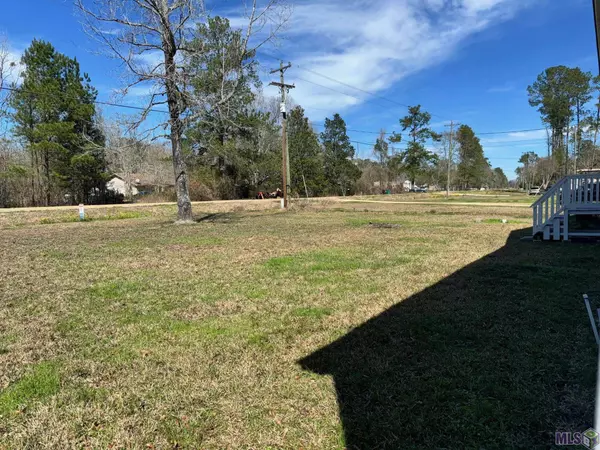 36570 N WALKER RD, Walker, LA 70785