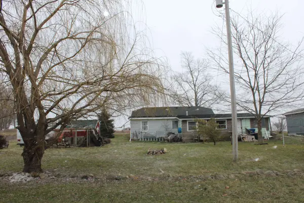 194 S Stringtown Road, Quincy, MI 49082