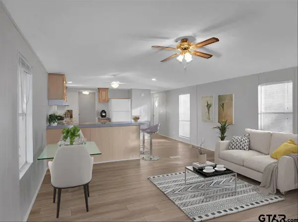 312 S Cross St, Troup, TX 75789