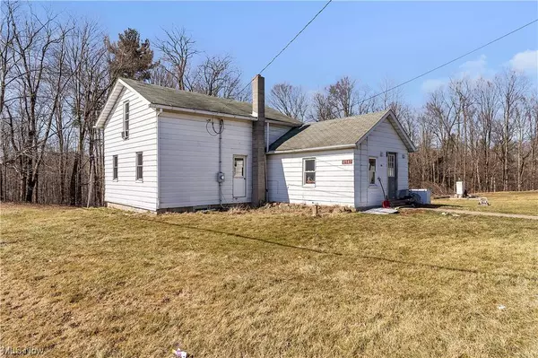 8947 Warren Meadville, Kinsman, OH 44428