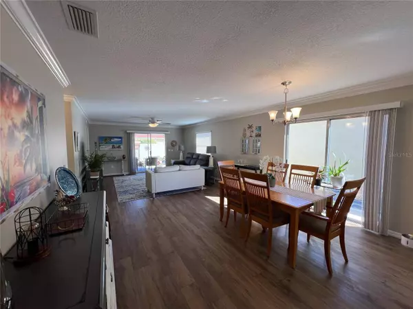 1315 LOMA LN, The Villages, FL 32159