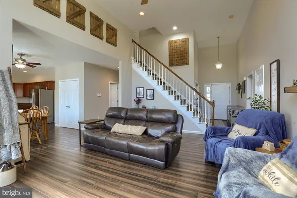 432 WOODLAND DR, Dillsburg, PA 17019