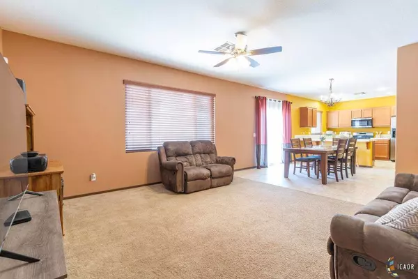 53 W Maple Ave, Heber, CA 92249