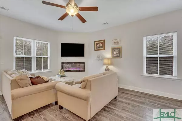 41 Leaf CT, Richmond Hill, GA 31324