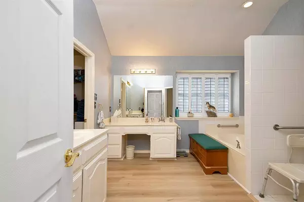 259 Meadowside Drive, Keller, TX 76248