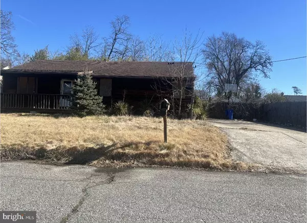 248 RANDALL AVE, Mount Holly, NJ 08060