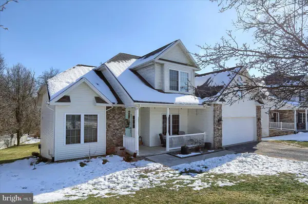 432 WOODLAND DR, Dillsburg, PA 17019