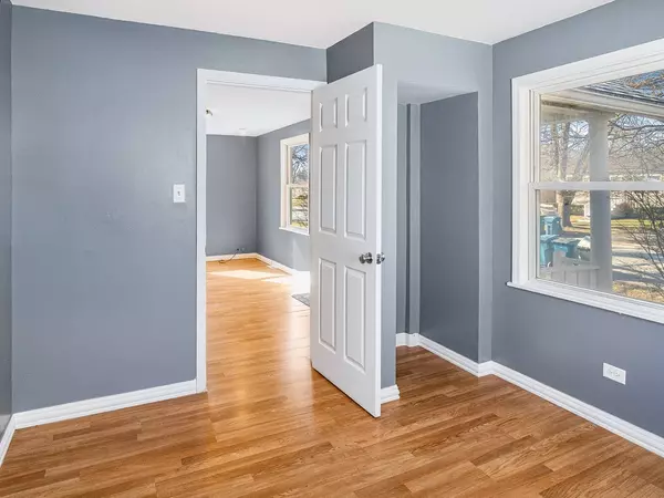 14547 Sawyer AVE, Midlothian, IL 60445