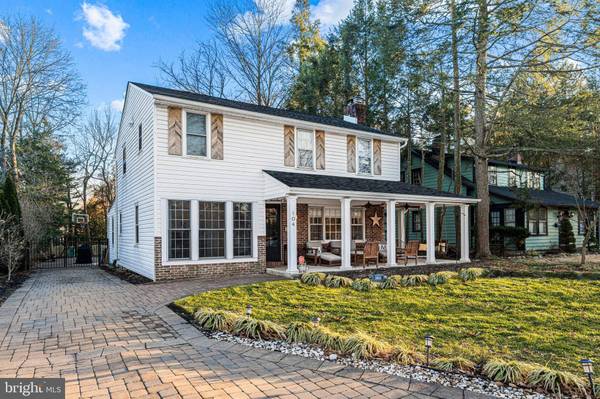 104 W MAPLE AVE, Moorestown, NJ 08057