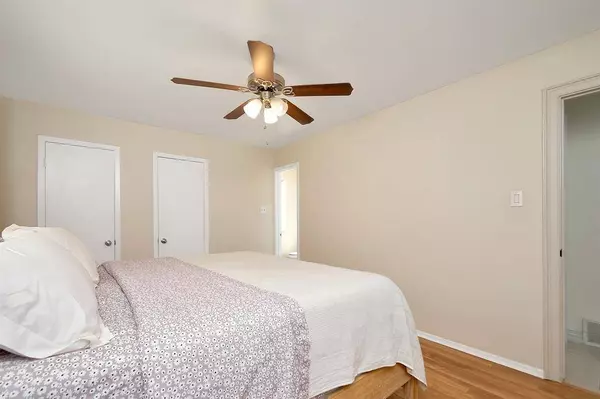 2306 Yale Drive, Arlington, TX 76015
