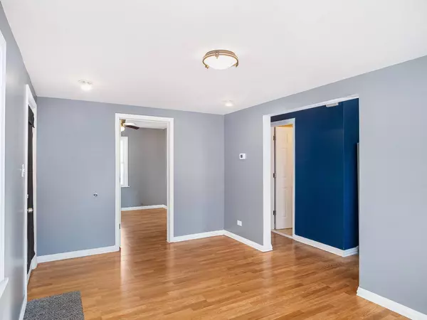 14547 Sawyer AVE, Midlothian, IL 60445