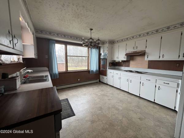 4632 NYS Route 30, Perth, NY 12010