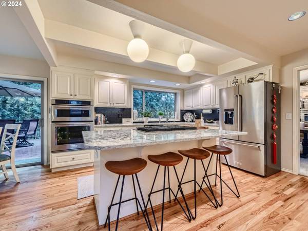 13265 FOX RUN, Lake Oswego, OR 97034