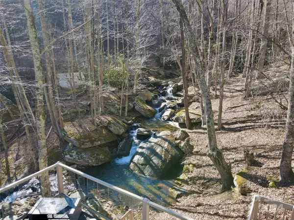 191 woodwinds LN, Seven Devils, NC 28604