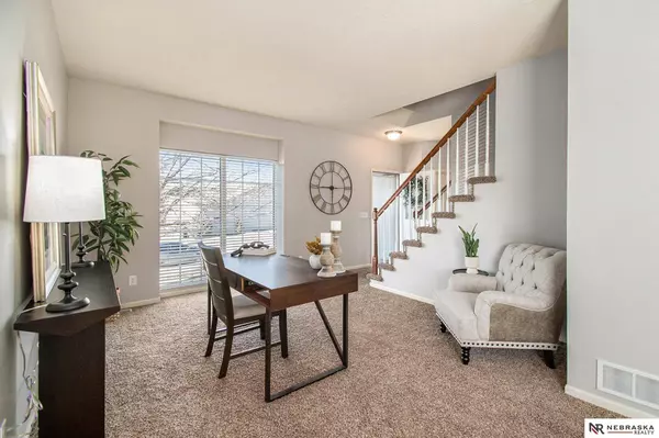 16313 Grand Avenue, Omaha, NE 68116