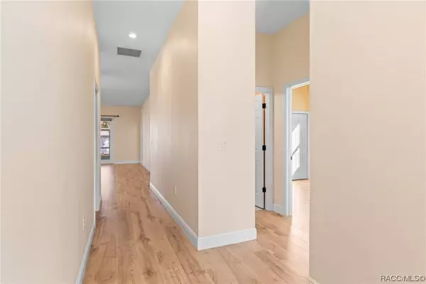 6101 ILLINOIS AVE, New Port Richey, FL 34653