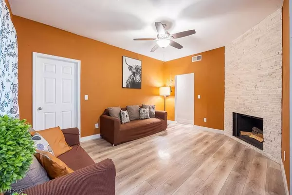 300 E Tonopah Avenue, North Las Vegas, NV 89030