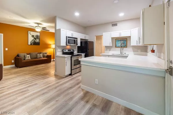 300 E Tonopah Avenue, North Las Vegas, NV 89030