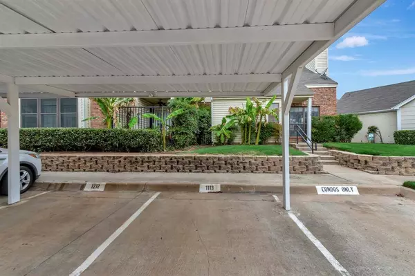 2428 Forest Brook Lane #1113, Arlington, TX 76006
