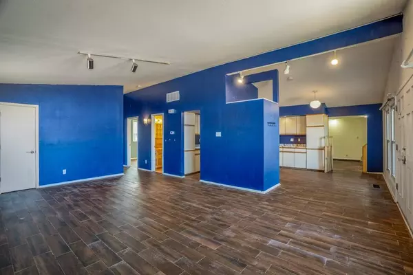 132 Aragon AVE, Los Alamos, NM 87547