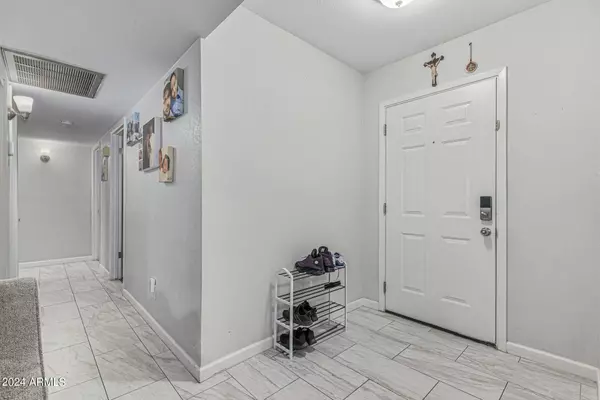 10637 N 65TH Avenue, Glendale, AZ 85304