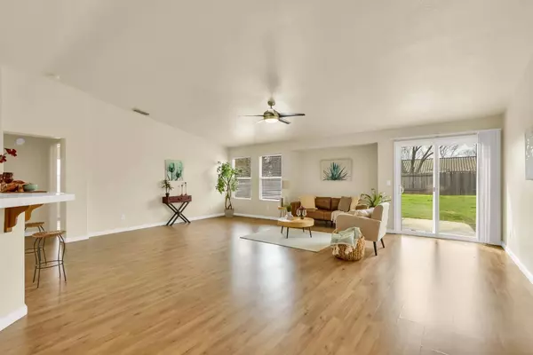 10808 Woodring DR, Mather, CA 95655