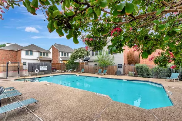 2428 Forest Brook Lane #1113, Arlington, TX 76006