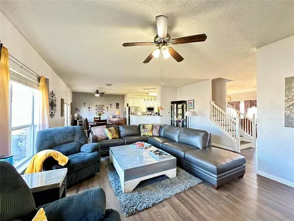 1619 Cuchara Lane, Arlington, TX 76018